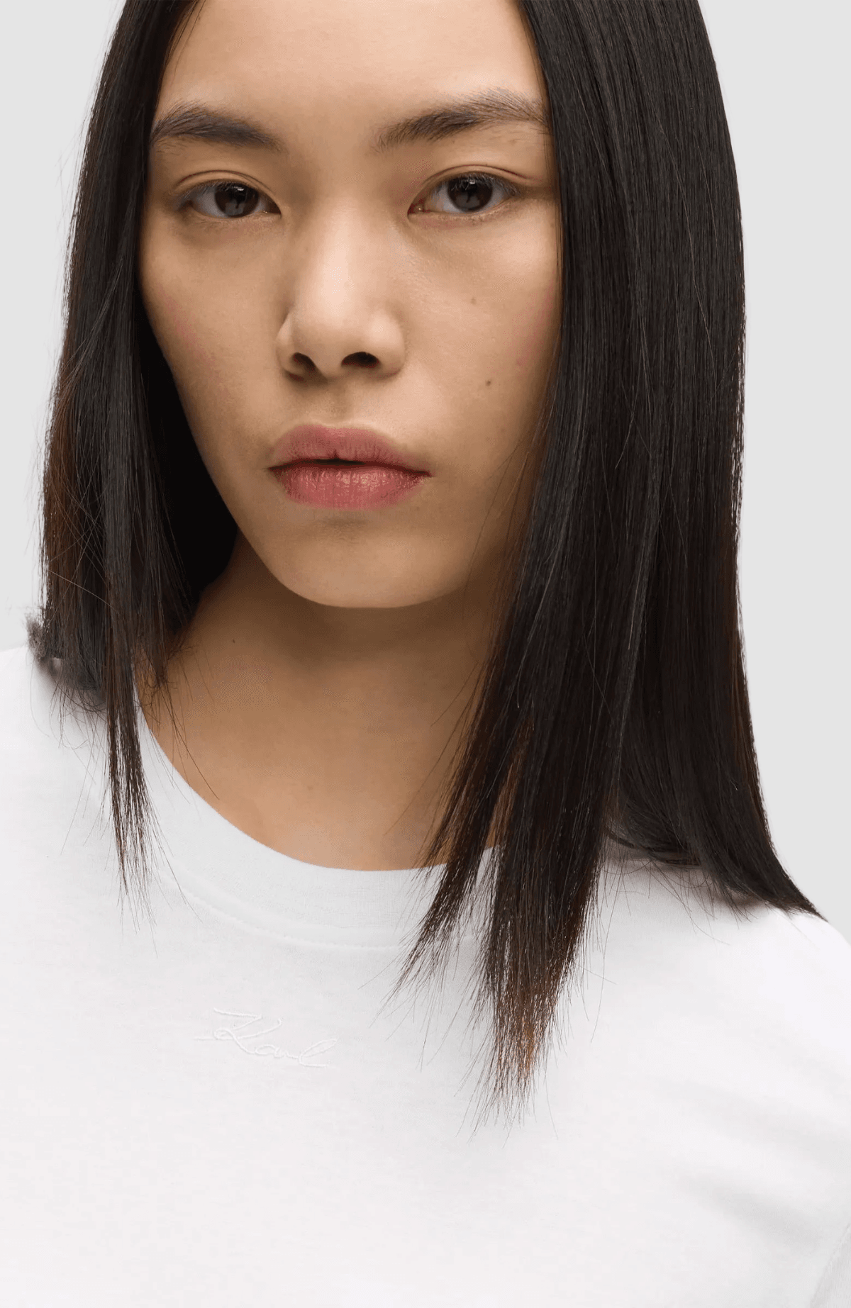 Essential Regular T-Shirt