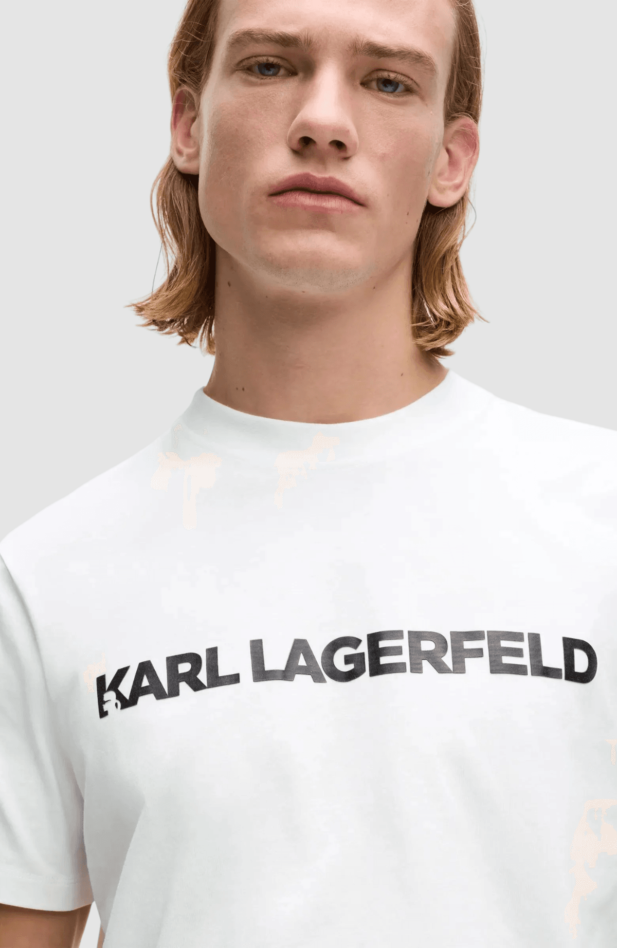 Essential Logo T-Shirt