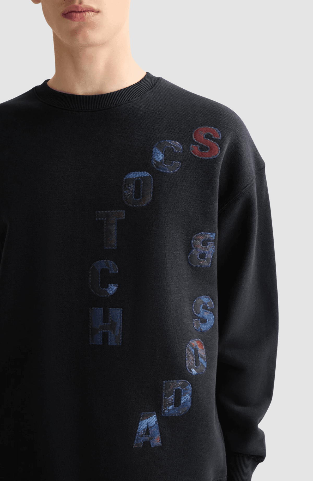 Loose FIt Applique Sweatshirt