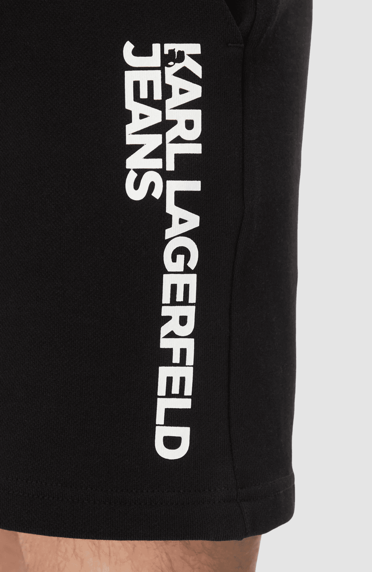 Klj Text Logo Sweatshort