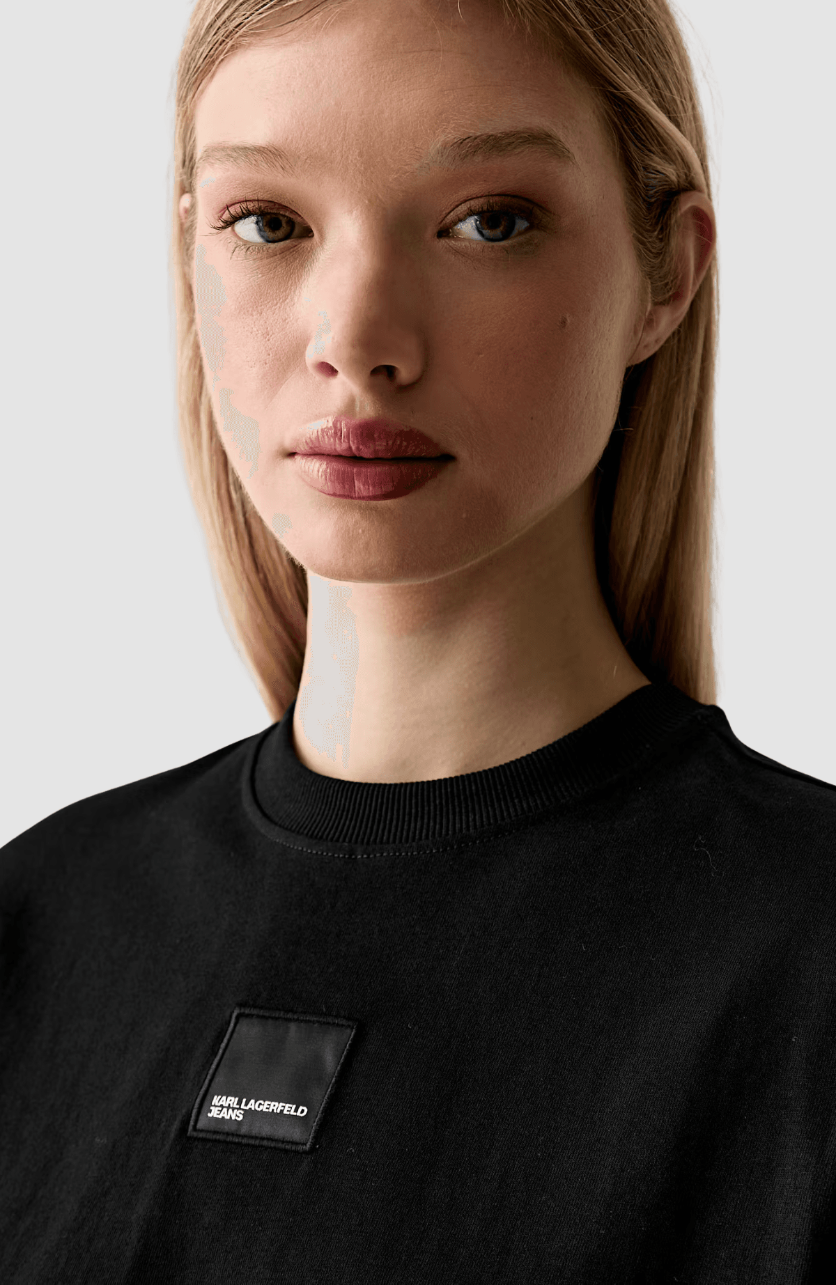 KLJ Reg Boxy Patch Tee