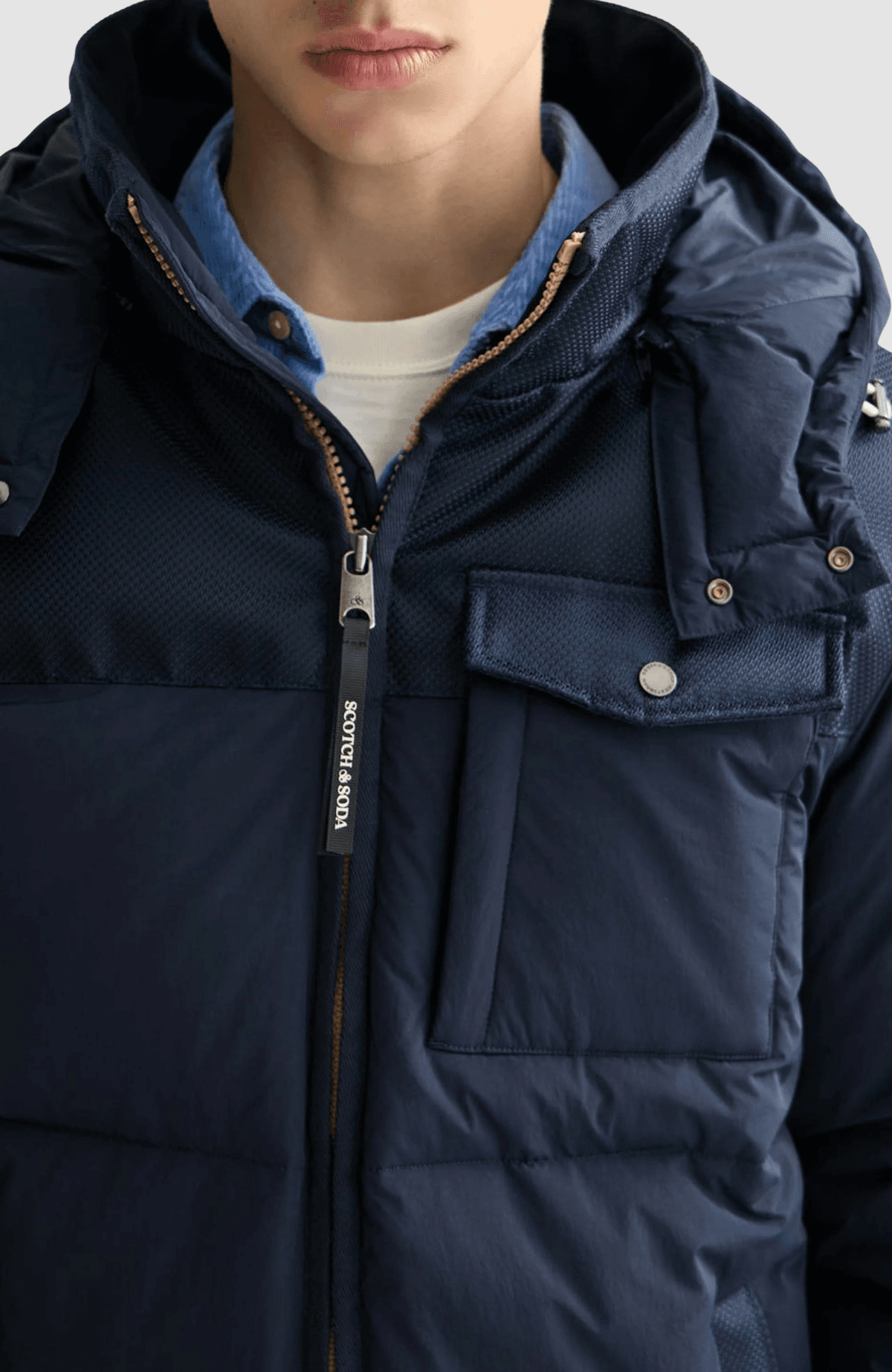 Hooded puffer jacket