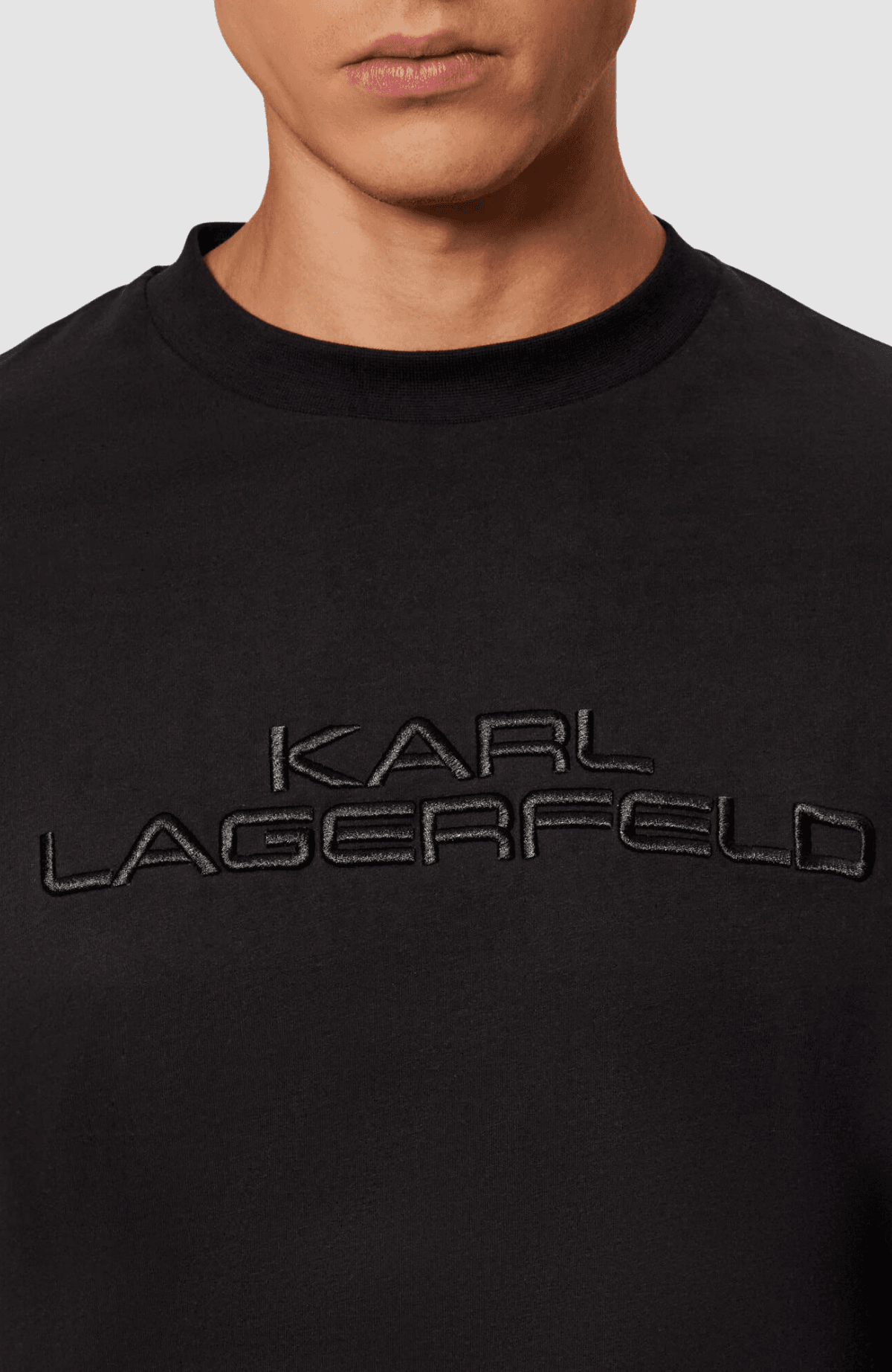T-Shirt Crewneck