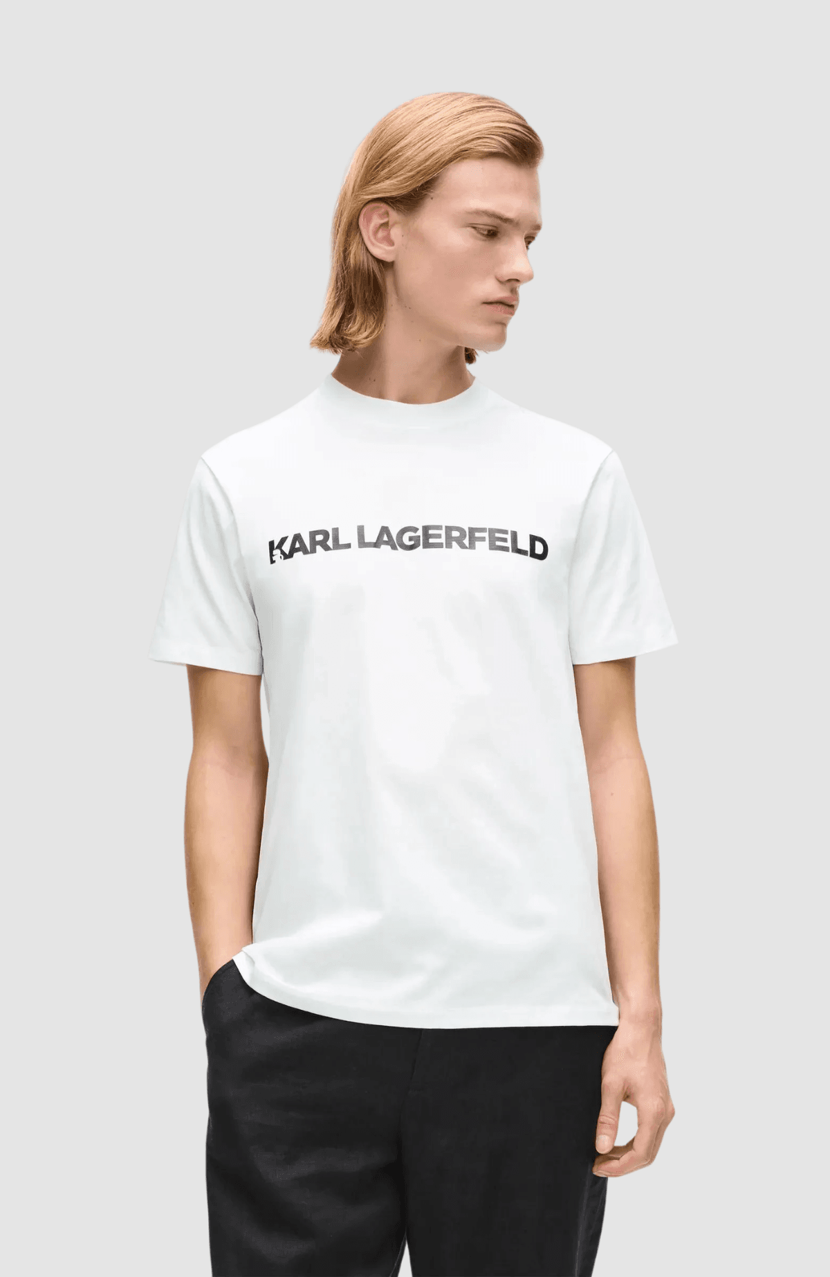 Essential Logo T-Shirt