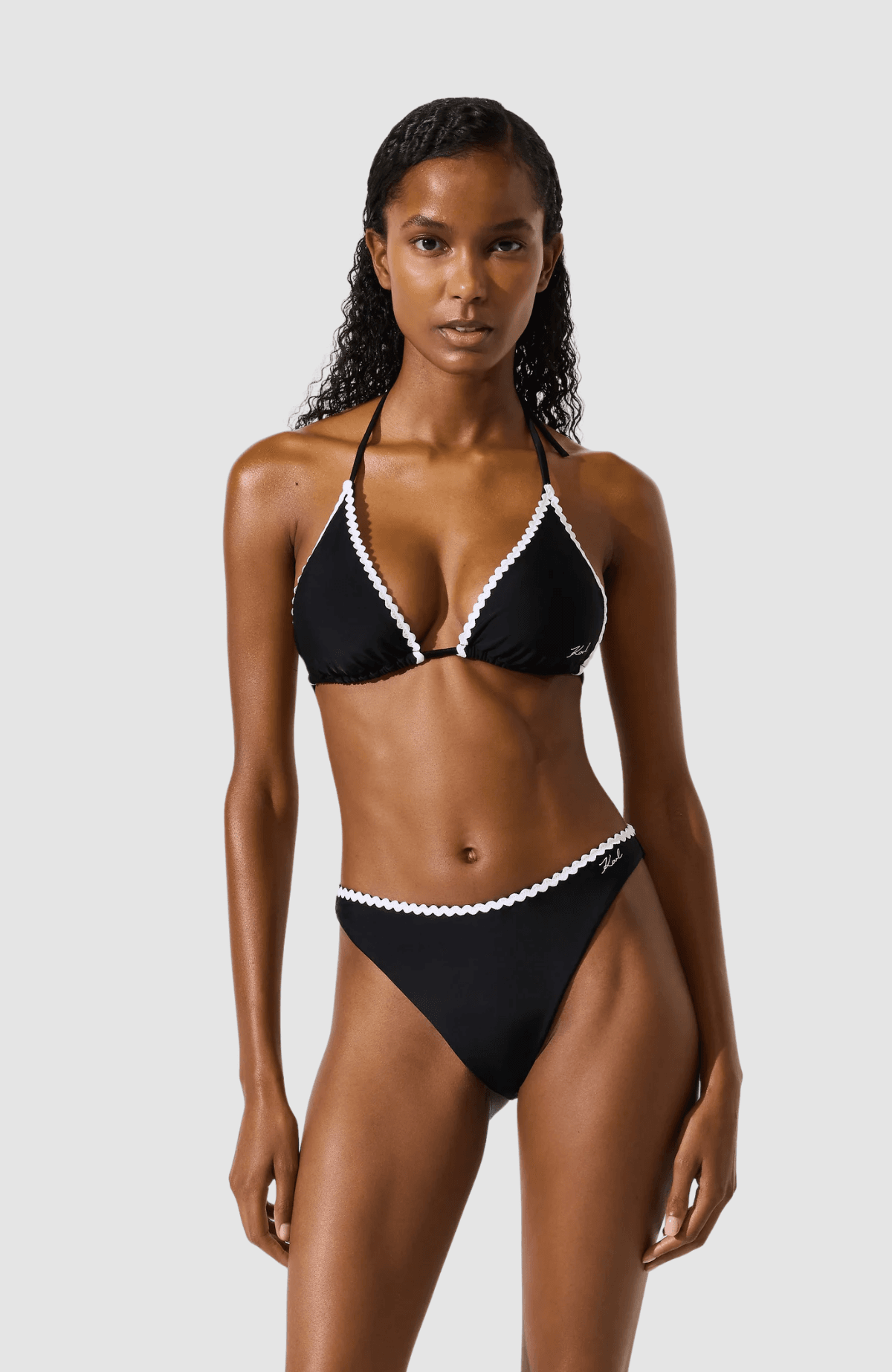 Signature Scallop Triangle Top