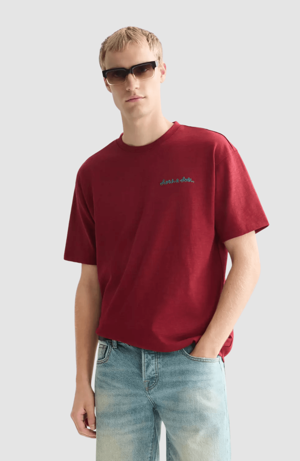 Slubyarn chest pocket artwork relaxedfit Tshirt