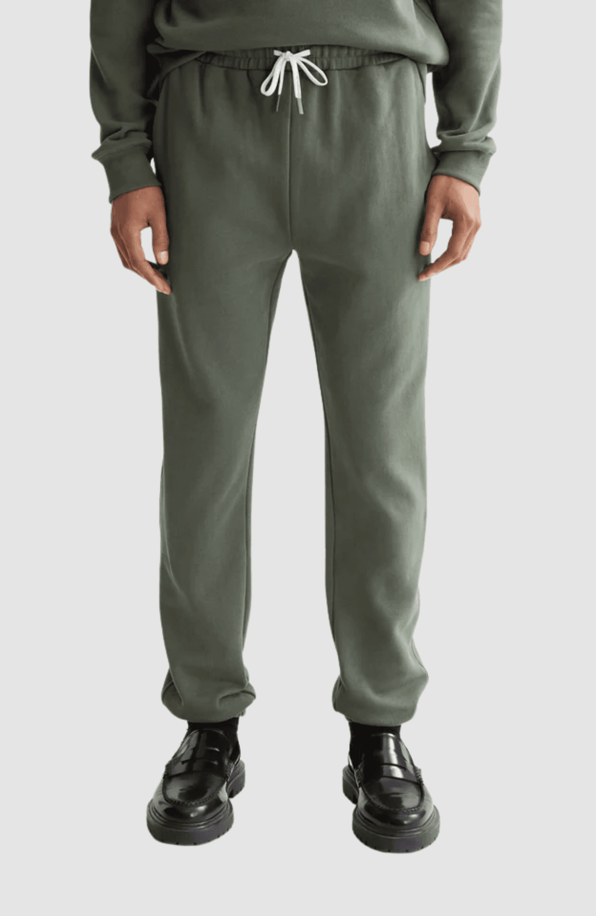 Seasonal Core - Logo Badge Sweatpants