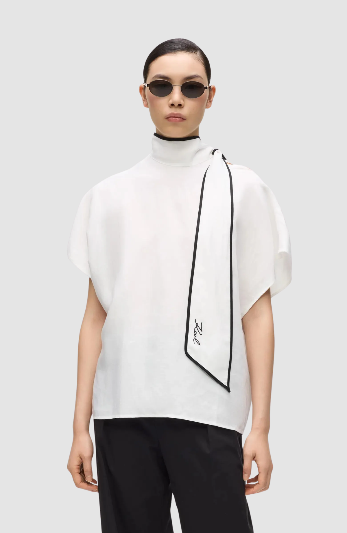 Linen Blend Piping Blouse