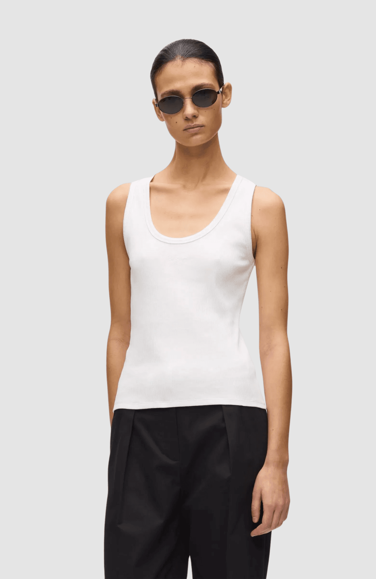 Essential Logo Commercial Tank