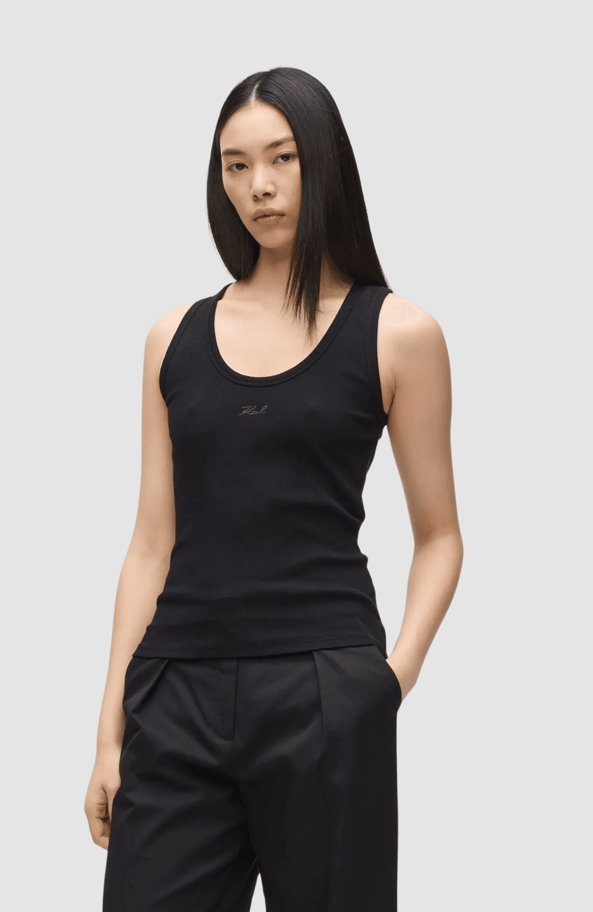 Essential Logo Commercial Tank