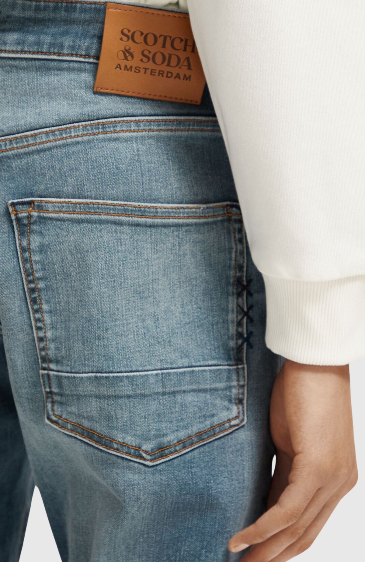 Ralston Slim fit jeans — Live and Dark