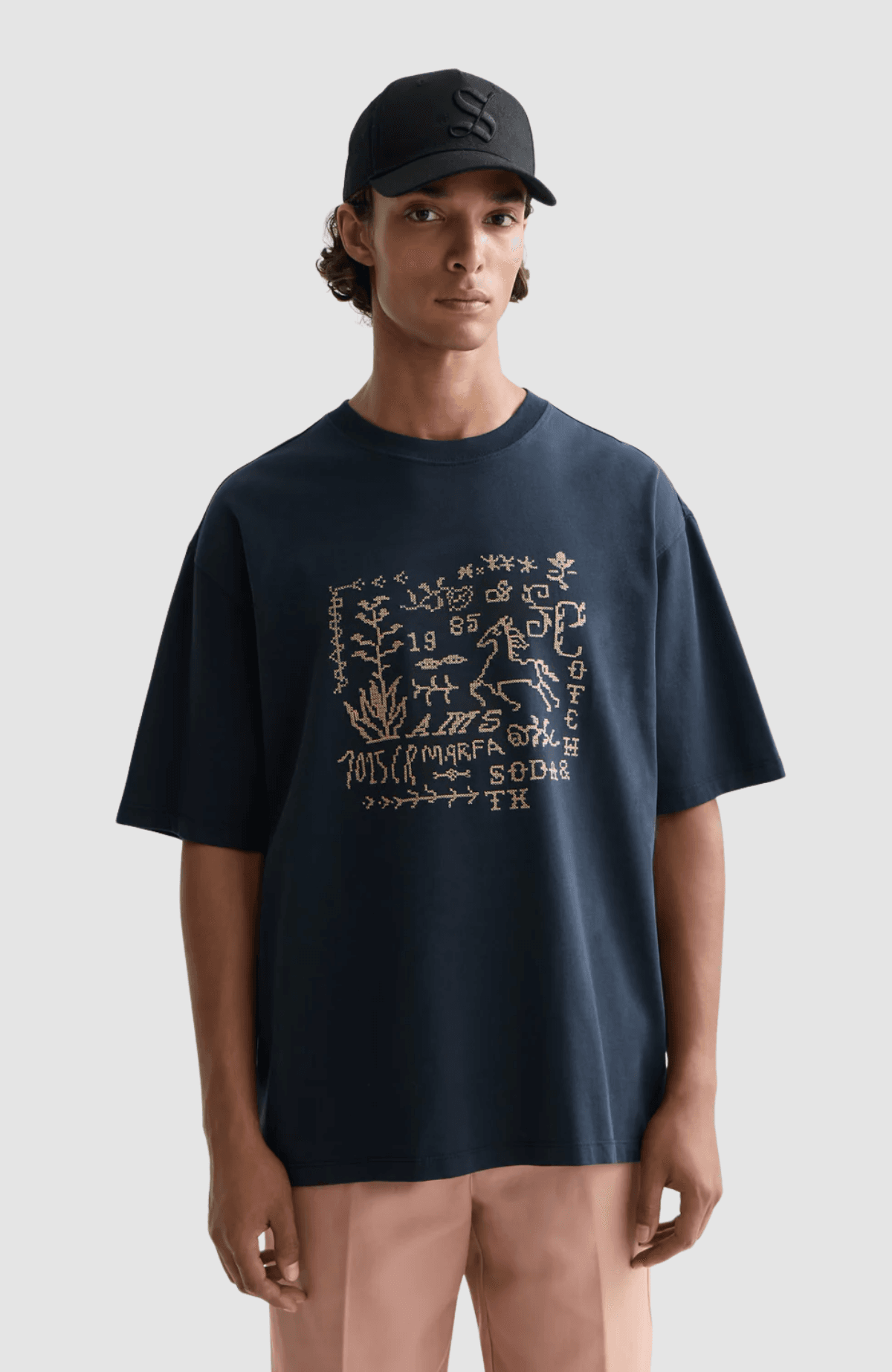 Cross-stitched front artwork loose-fit T-shirt