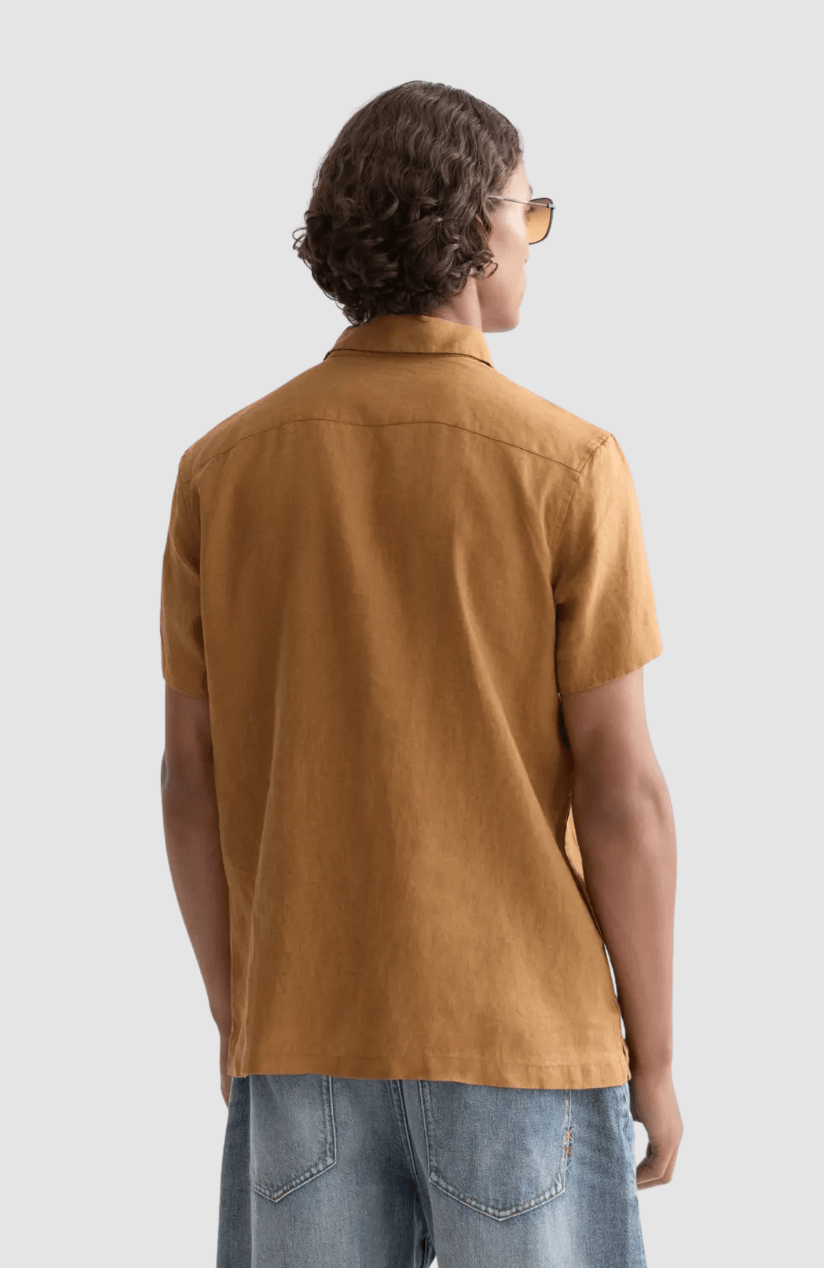 Seasonal core linen regular-fit short sleeve shirt