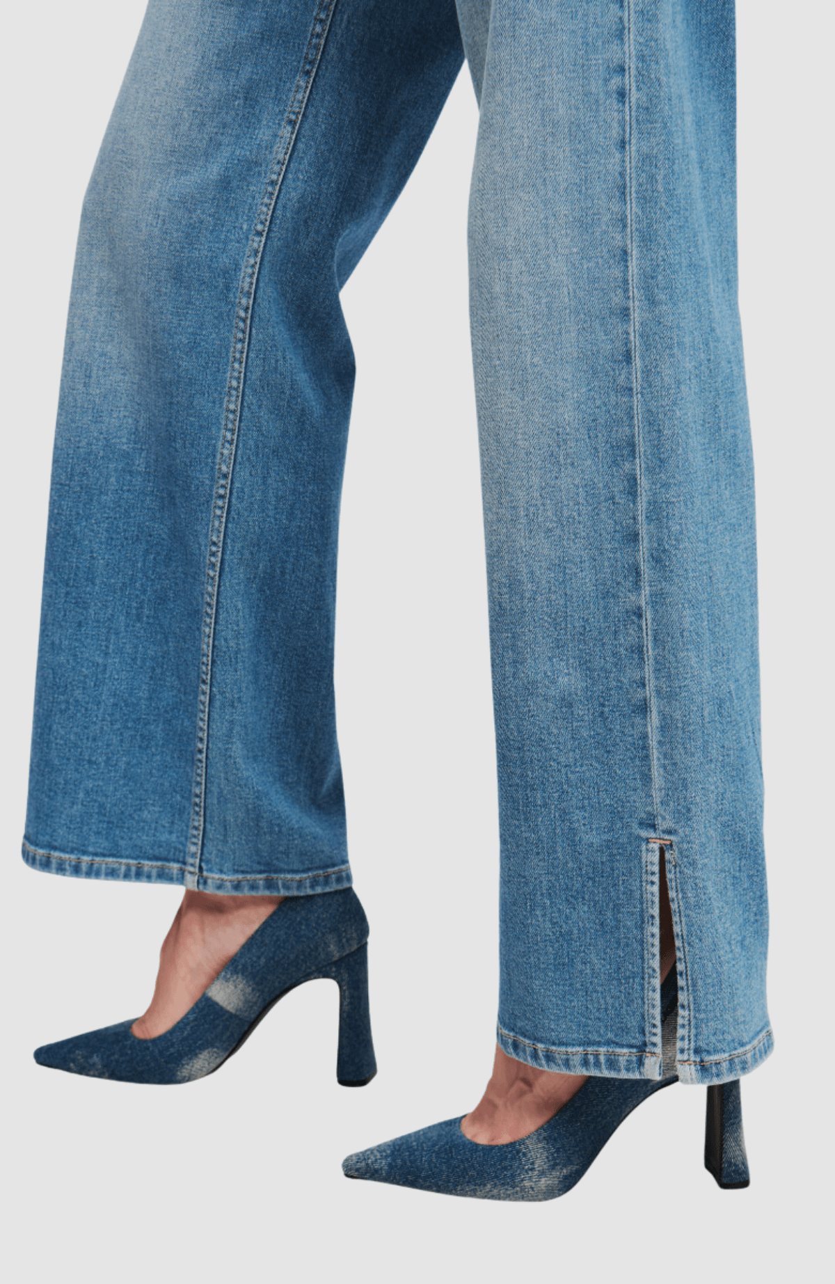 KLJ Mr Relaxed Denim W/ Slit
